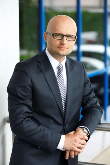 Outsourcing usług istotny w biznesie Przemysł, BIZNES - Dostęp do wiedzy, zasobów i doświadczenia partnera zewnętrznego stają się dziś kluczowymi argumentami przemawiającymi za outsourcowaniem wielu obszarów działalności – również tych dotyczących wsparcia sprzedaży.