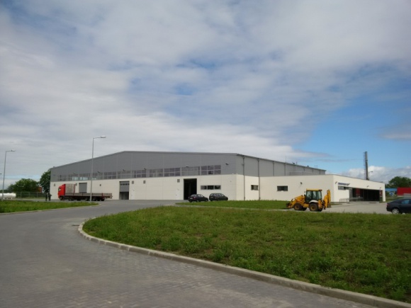Promotech KM w nowej siedzibie Przemysł, BIZNES - Łapski Promotech zakończył budowę nowego zakładu i rozpoczął przeprowadzkę. Pełną zdolność produkcyjną firma osiągnie w połowie sierpnia.
