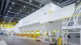 Modernizacja oświetlenia w przemyśle – kiedy warto? Przemysł, BIZNES - Według obliczeń ekspertów, oprawy w technologii LED pozwalają zakładom przemysłowym uzyskać oszczędności energii elektrycznej sięgające kilkudziesięciu procent. W jakich przypadkach skala potencjalnych korzyści może być aż tak duża?