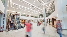 Galeria Zaspa z rekordową liczbą klientów w 2017 r. BIZNES, Nieruchomości - Wzrost odwiedzalności, nowi najemcy oraz kolejne udogodnienia dla klientów - tak minął rok 2017 w gdańskiej Galerii Zaspa. Centrum zostało w ub.r. odwiedzone przez prawie 2 mln klientów.