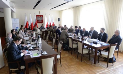 Zwiększenie udziału drewna w budownictwie – priorytetem Rządu