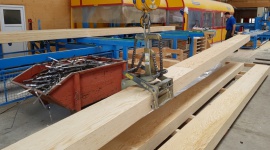 Nowość: STEICO G LVL - duży przekrój i większa wytrzymałość Przemysł, BIZNES - STEICO LVL to jeden z najbardziej wytrzymałych drewnopochodnych materiałów konstrukcyjnych na świecie. Ponieważ zwiększa się zakres jego stosowania, sam produkt również się rozwija - w nowej wersji STEICO G LVL jest dostępny w większym przekroju i jeszcze większej wytrzymałości.