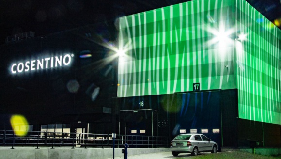 Technologia a przestrzeń publiczna, czyli jak wyróżnić się na mapie miasta? BIZNES, Nieruchomości - Żyjemy w czasach, w których jakość to stanowczo za mało. Projekt powinien nie tylko być atrakcyjny wizualnie, ale również oddawać DNA marki, stanowić swojego rodzaju wizytówkę, która pomoże wyróżnić go w przestrzeni miejskiej.