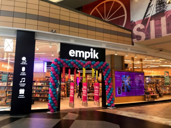 Empik Future Store w Silesia City Center BIZNES, Nieruchomości - Salon Empik znajdujący się w Silesia City Center przekształcił się w Future Store o powierzchni blisko 1000 mkw.