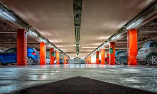 Biorąc kredyt hipoteczny, pamiętaj o miejscu parkingowym