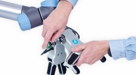 OnRobot zaprasza integratorów automatyki na seminaria dotyczące automatyzacji Przemysł, BIZNES - OnRobot, producent narzędzi montowanych na końcu ramienia robota (ang. EOAT, end-of-arm tooling), zaprasza na seminaria poświęcone nowym metodom automatyzacji z robotami współpracującymi. Spotkania odbędą się 23 maja w Poznaniu, 28 maja w Katowicach i 30 maja w Warszawie.