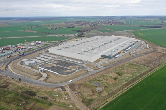 Panattoni Europe zakończył ponad 60 000 m kw. dla firmy Amazon k. Bolesławca BIZNES, Nieruchomości - Panattoni Europe, lider rynku nieruchomości przemysłowych w Europie, zakończył budowę kolejnego obiektu dla firmy Amazon o powierzchni ponad 60 000 m kw.