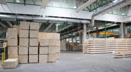 Odpowiedzialna produkcja w trosce o klimat i środowisko naturalne Przemysł, BIZNES - W 2018 r. Grupa STEICO zredukowała o 30% pozyskiwanie energii z węgla, zastępując go biomasą pochodzącą z odpadów produkcyjnych.