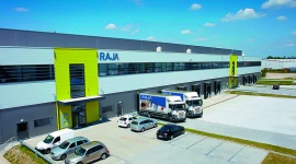 Grupa RAJA jednoczy swoje europejskie spółki RAJAPACK pod wspólną marką RAJA Przemysł, BIZNES - Grupa RAJA, europejski lider w dystrybucji opakowań, materiałów eksploatacyjnych i wyposażenia przedsiębiorstw, ogłosiła dziś, że jej 15 spółek europejskich, które dotychczas funkcjonowały pod nazwą Rajapack, jednoczy się pod wspólną marką RAJA.