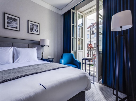 Polskie hotele klasy premium dla dojrzałych klientów BIZNES, Nieruchomości - Polski rynek hotelowy wciąż dysponuje małą ilością obiektów skierowanych do zamożnych klientów w dojrzałym wieku.