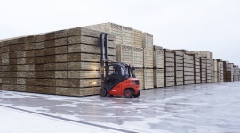 Grupa Stelmet poprawia wyniki w pierwszym kwartale roku obrotowego 2019/2020 Przemysł, BIZNES - W pierwszym kwartale roku obrotowego 2019/2020 wypracowany przez Grupę Stelmet wynik EBITDA sięgnął 10,7 mln zł, a zysk netto wyniósł 2,6 mln zł, co w obu przypadkach oznacza poprawę w porównaniu z analogicznym okresem poprzedniego roku, mimo niższych przychodów ze sprzedaży.