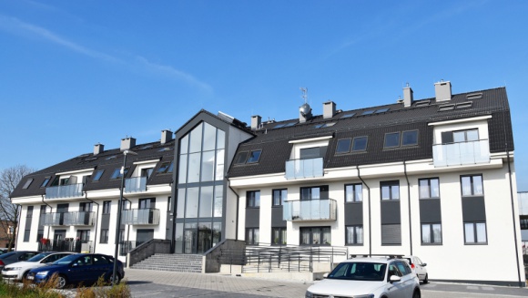 Zalasewo Park - więcej niż mieszkanie BIZNES, Nieruchomości - W miejscowości Zalasewo k. Swarzędza, realizowane jest osiedle Zalasewo Park, z mieszkaniami o zróżnicowanych metrażach oraz nowoczesnymi apartamentami z antresolą. Pierwszy budynek jest już zamieszkały, a kolejne dwa deweloper KM Building realizuje zgodnie z założeniami.