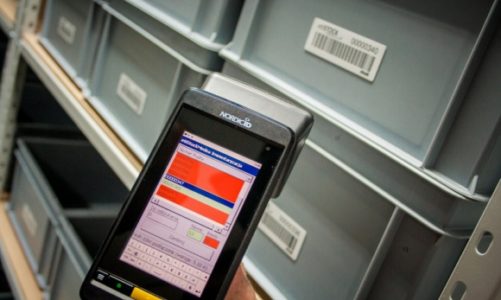 Etykiety RFID w pojemnikach wielokrotnego użytku w przemyśle