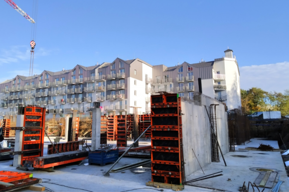 II etap projektu Nadolnik realizowany zgodnie z planem BIZNES, Nieruchomości - W Poznaniu, niedaleko Ronda Śródka powstaje już II etap inwestycji Nadolnik Compact Apartments. Jednocześnie trwa sprzedaż budowanych smart apartamentów, dostępnych w różnych metrażach, od 19 do 41 m kw.