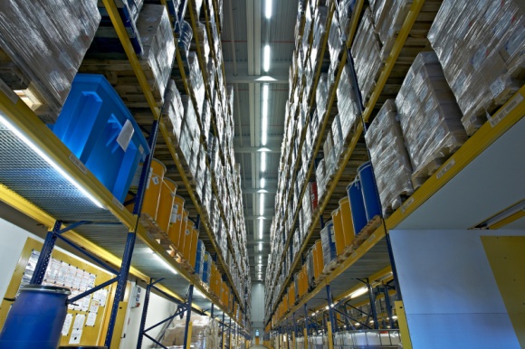 Niech żyje chemia: Dziesięć lat DACHSER Chem-Logistics we Francji Przemysł, BIZNES - Produkty chemiczne towarzyszą nam na każdym kroku: mydła i środki do prania, kosmetyki, farby i tusze, różnego rodzaju kleje i szeroka gama chemikaliów zarówno tych drobnych, jak i specjalistycznych.